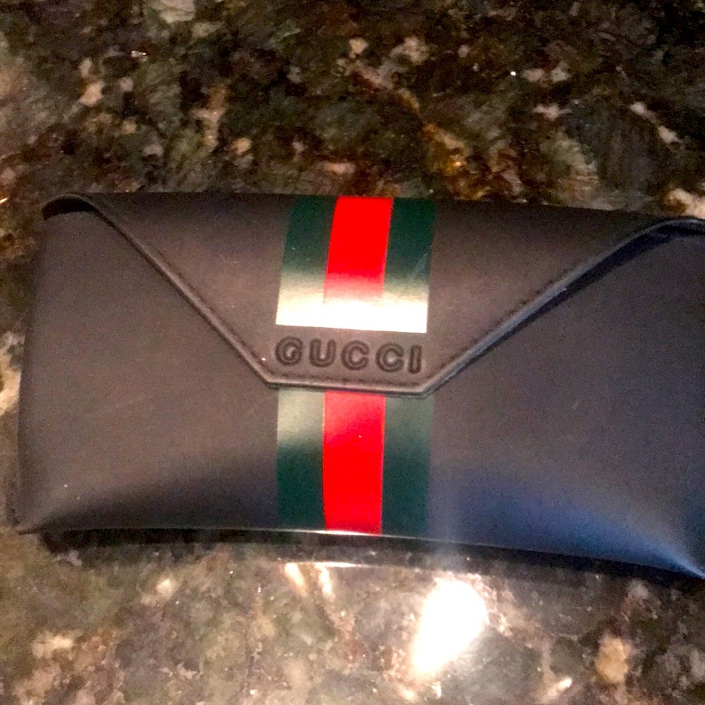 Gucci sunglasses holder